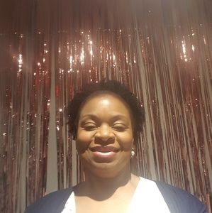 Meet your Posher, Maxine